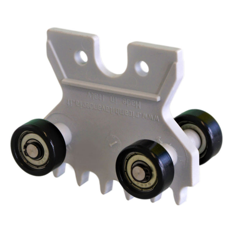 Carriage for remote feeding systems