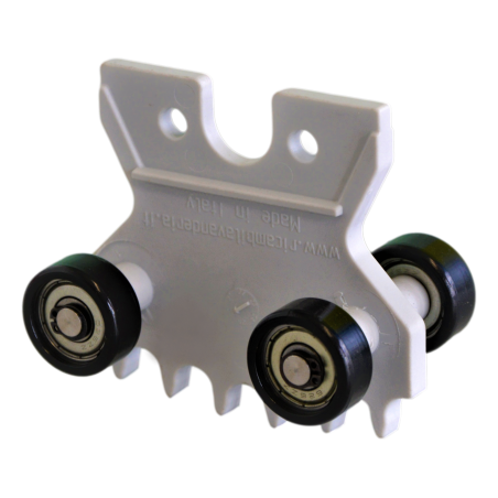 Carriage for remote feeding systems