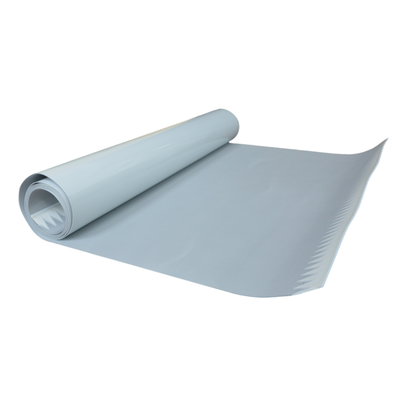 White rug black stainless steel joint